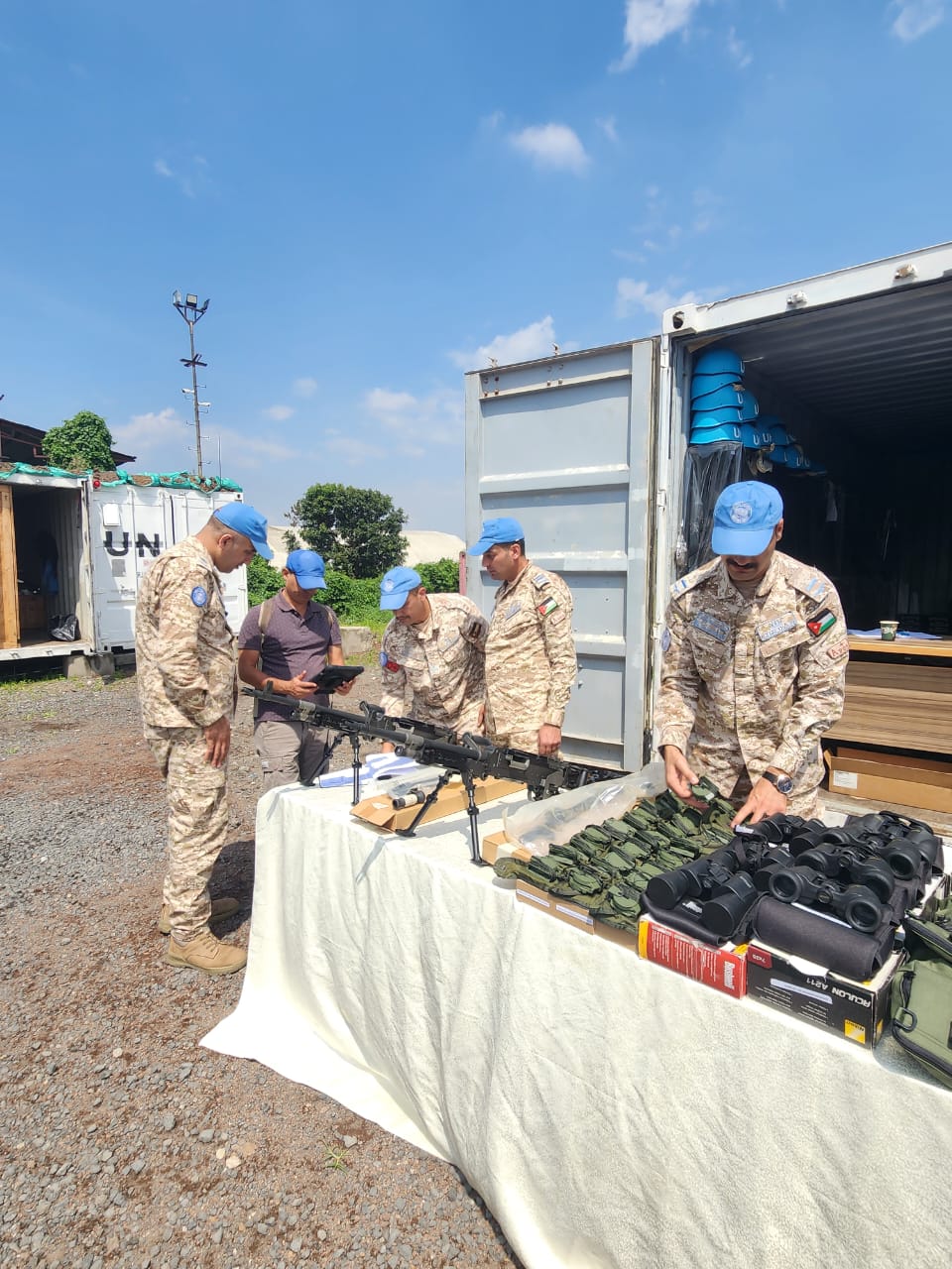 Madar Al-Saa Images 0.061697493493261146