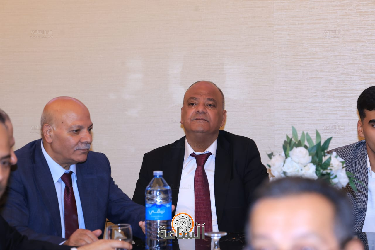 Madar Al-Saa Images 0.956894226519537