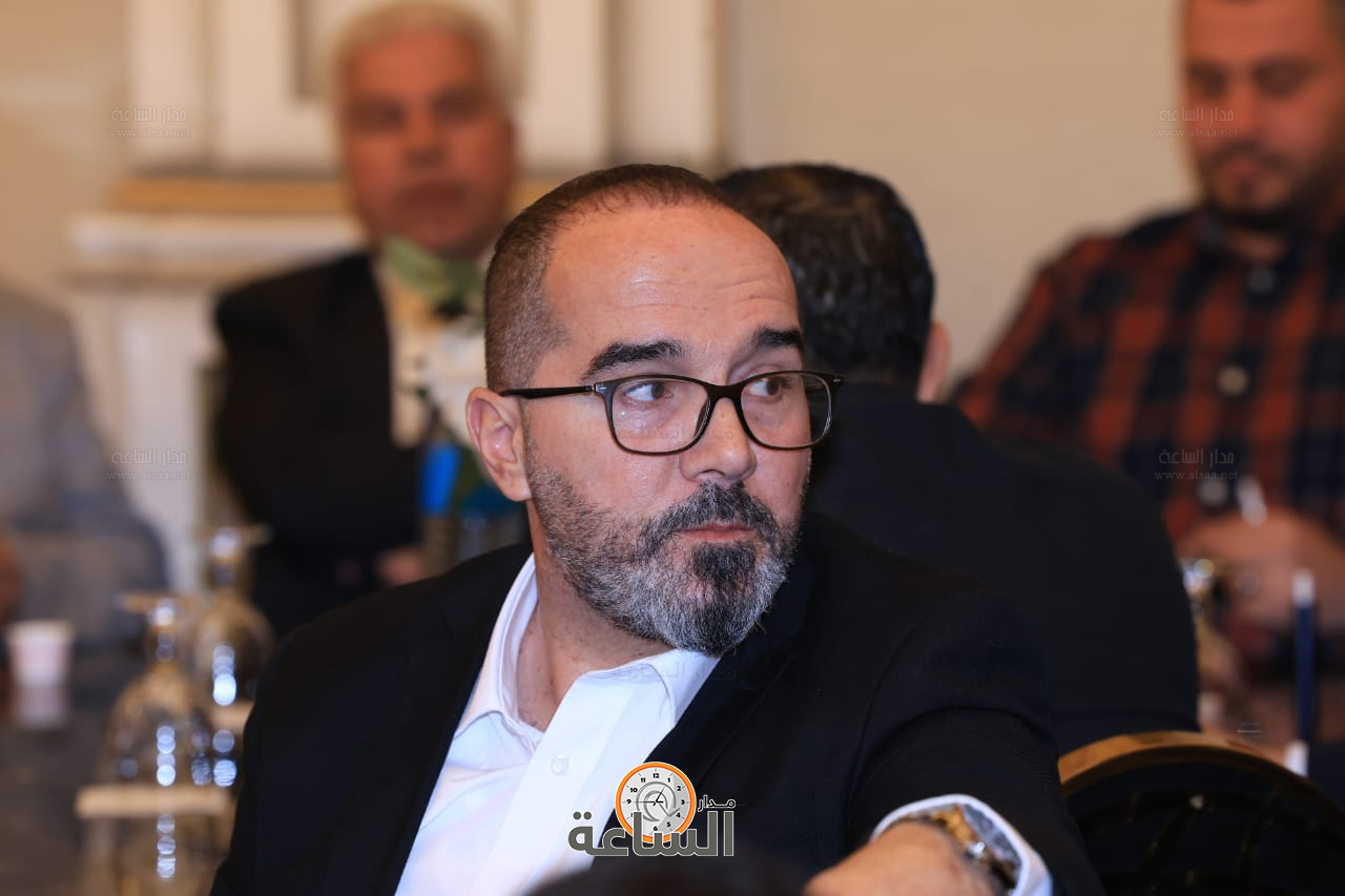 Madar Al-Saa Images 0.6872974151463535