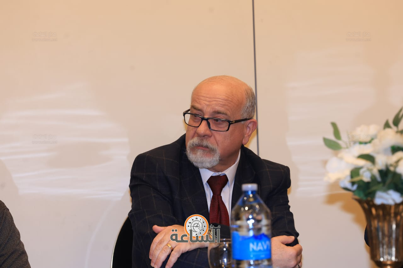 Madar Al-Saa Images 0.7410933587551254