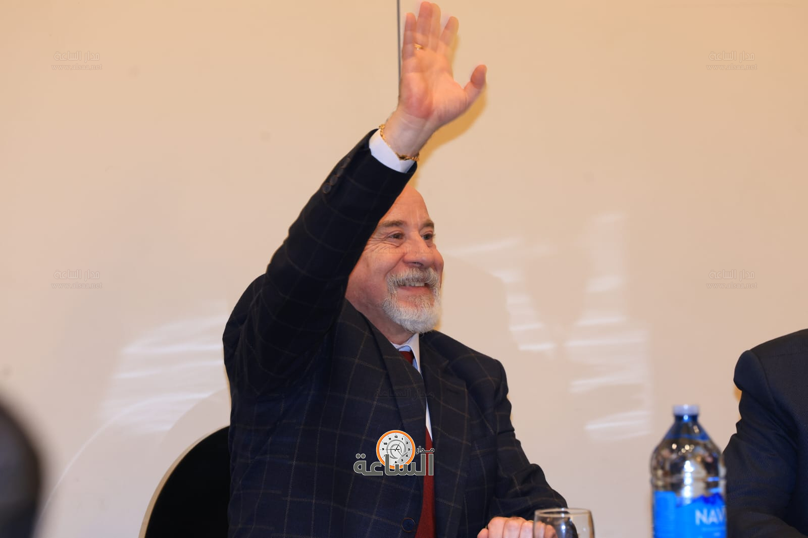 Madar Al-Saa Images 0.837990353389739