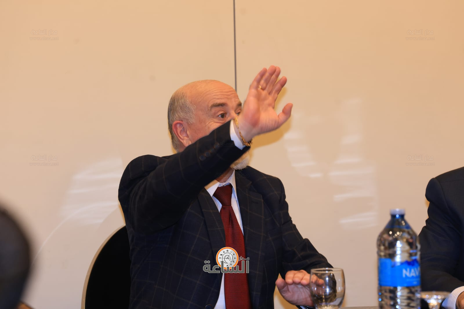 Madar Al-Saa Images 0.500745763155365