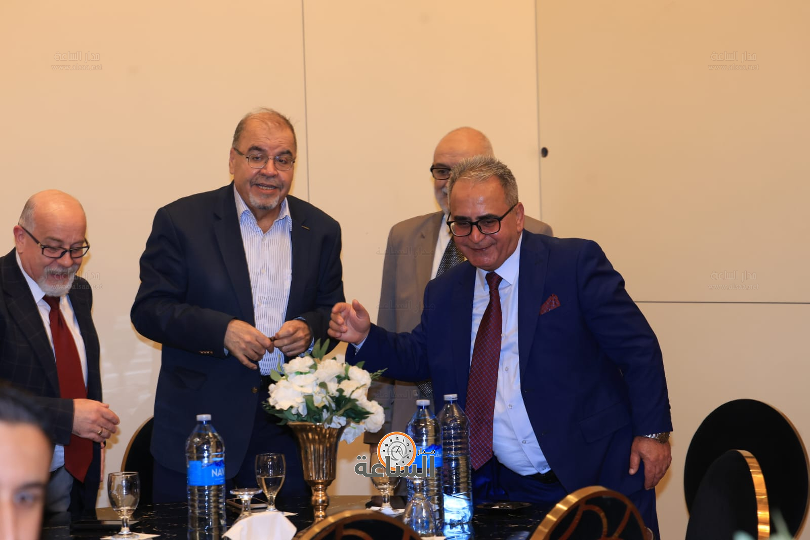 Madar Al-Saa Images 0.6932414096988161