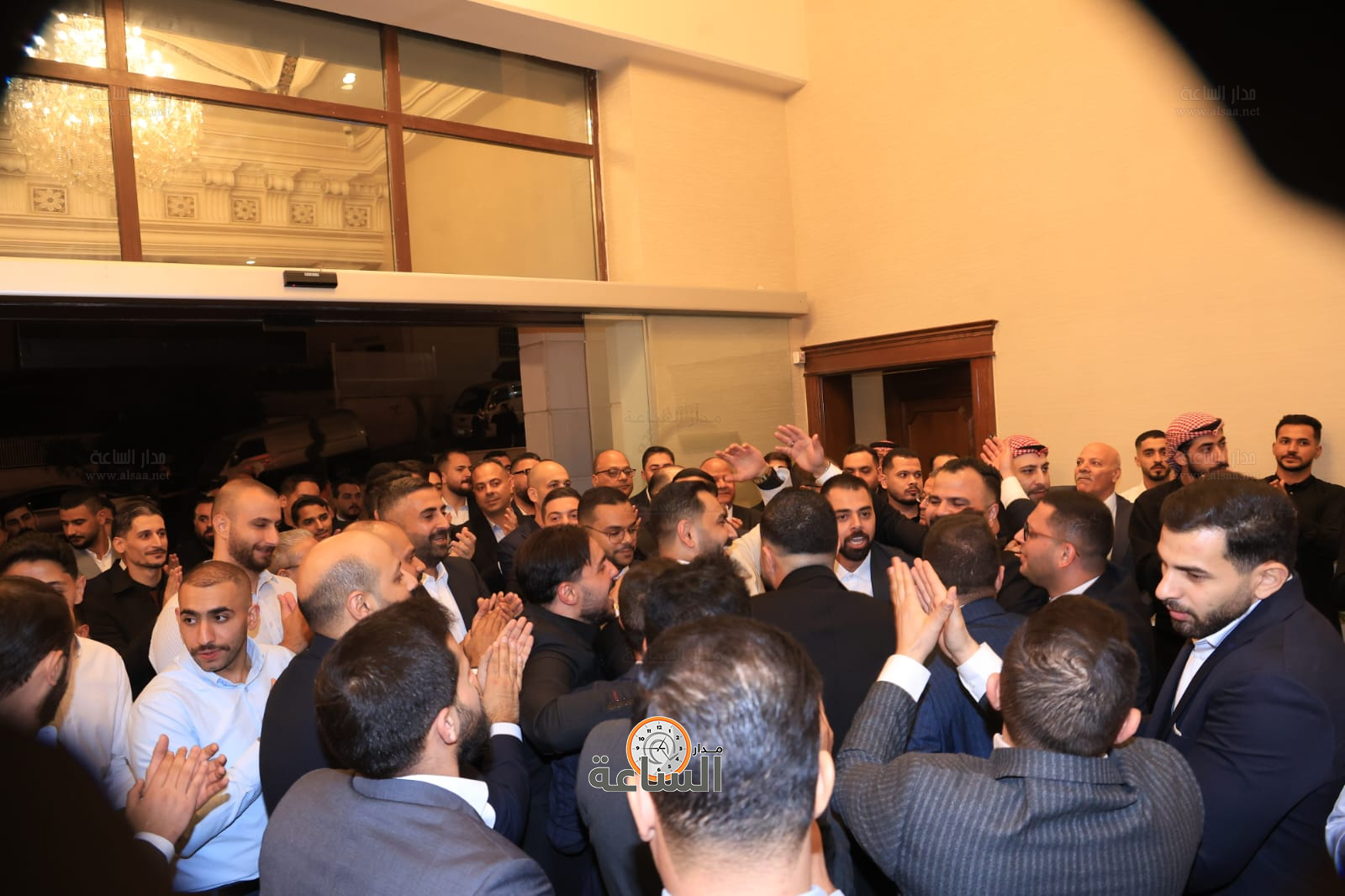 Madar Al-Saa Images 0.6143845244558168