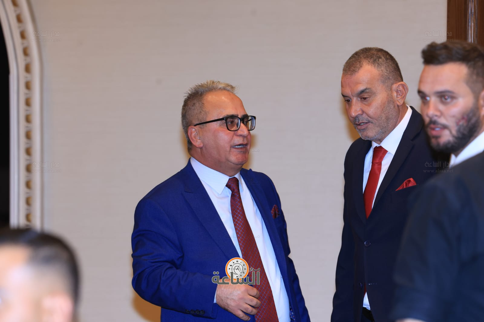 Madar Al-Saa Images 0.38190966140443916