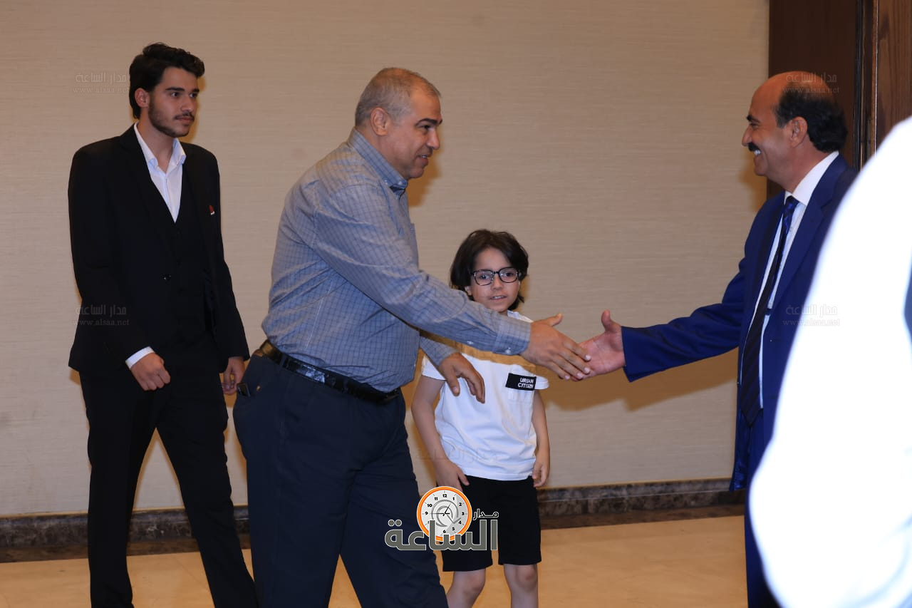 Madar Al-Saa Images 0.5433601349358282