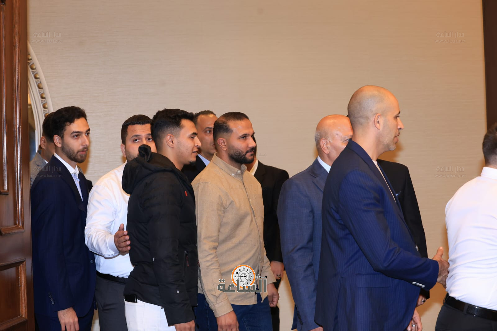 Madar Al-Saa Images 0.42972866747995264