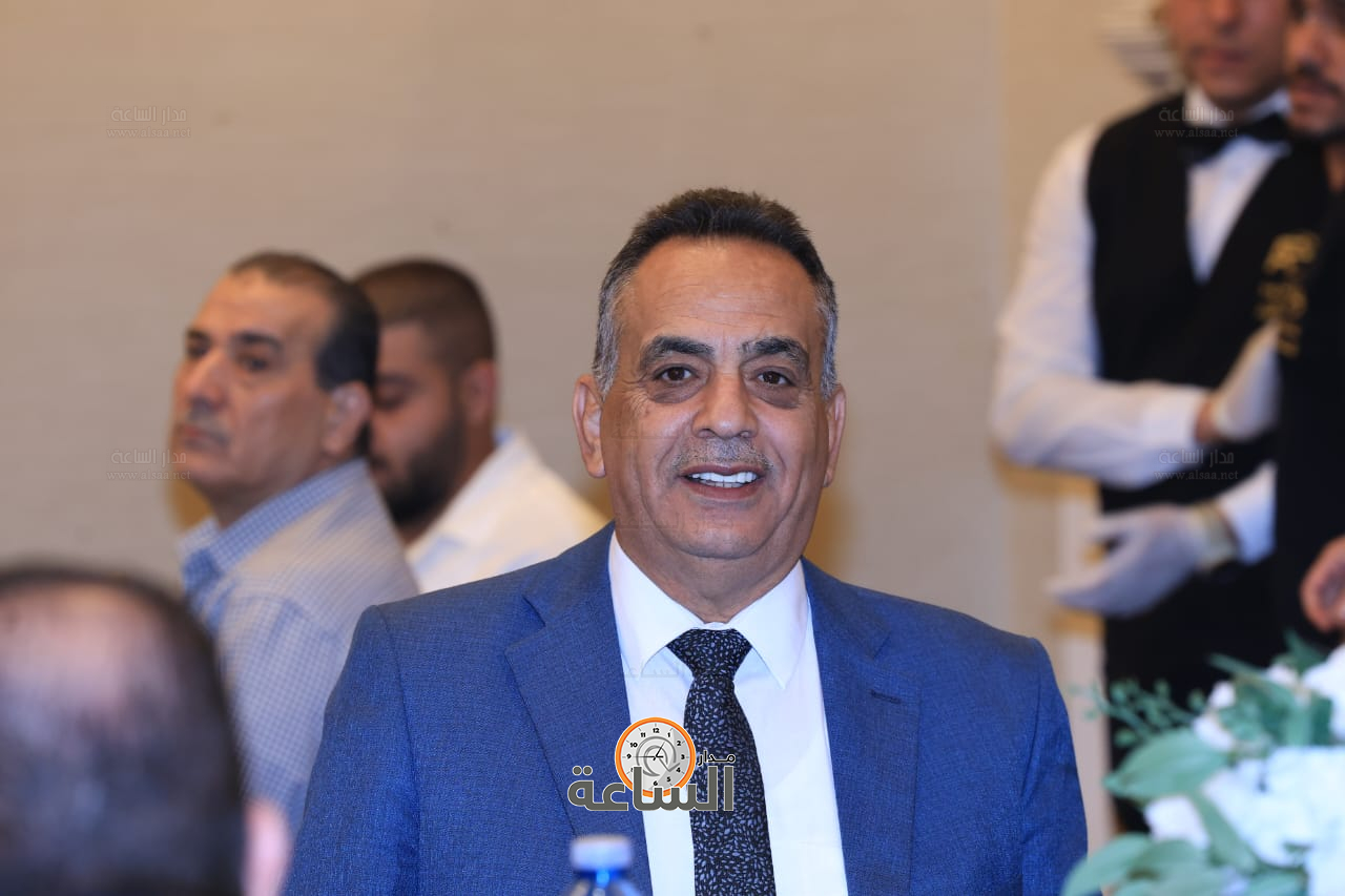 Madar Al-Saa Images 0.18560235291247495