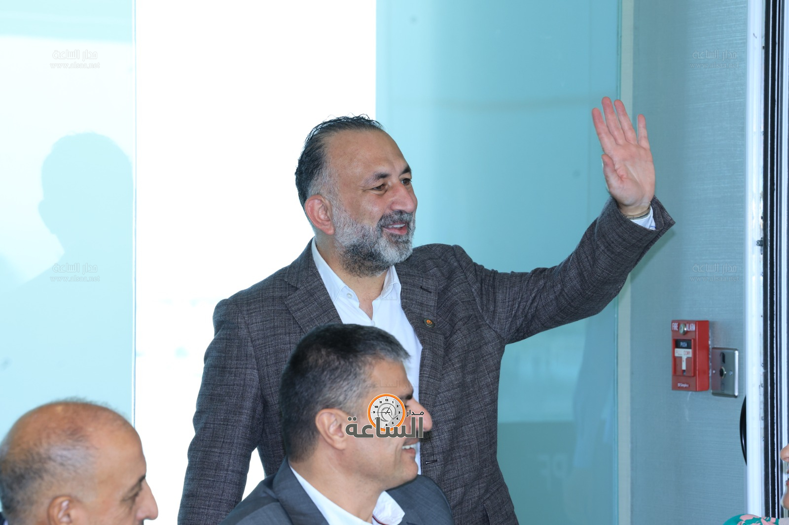 Madar Al-Saa Images 0.9944690651389348