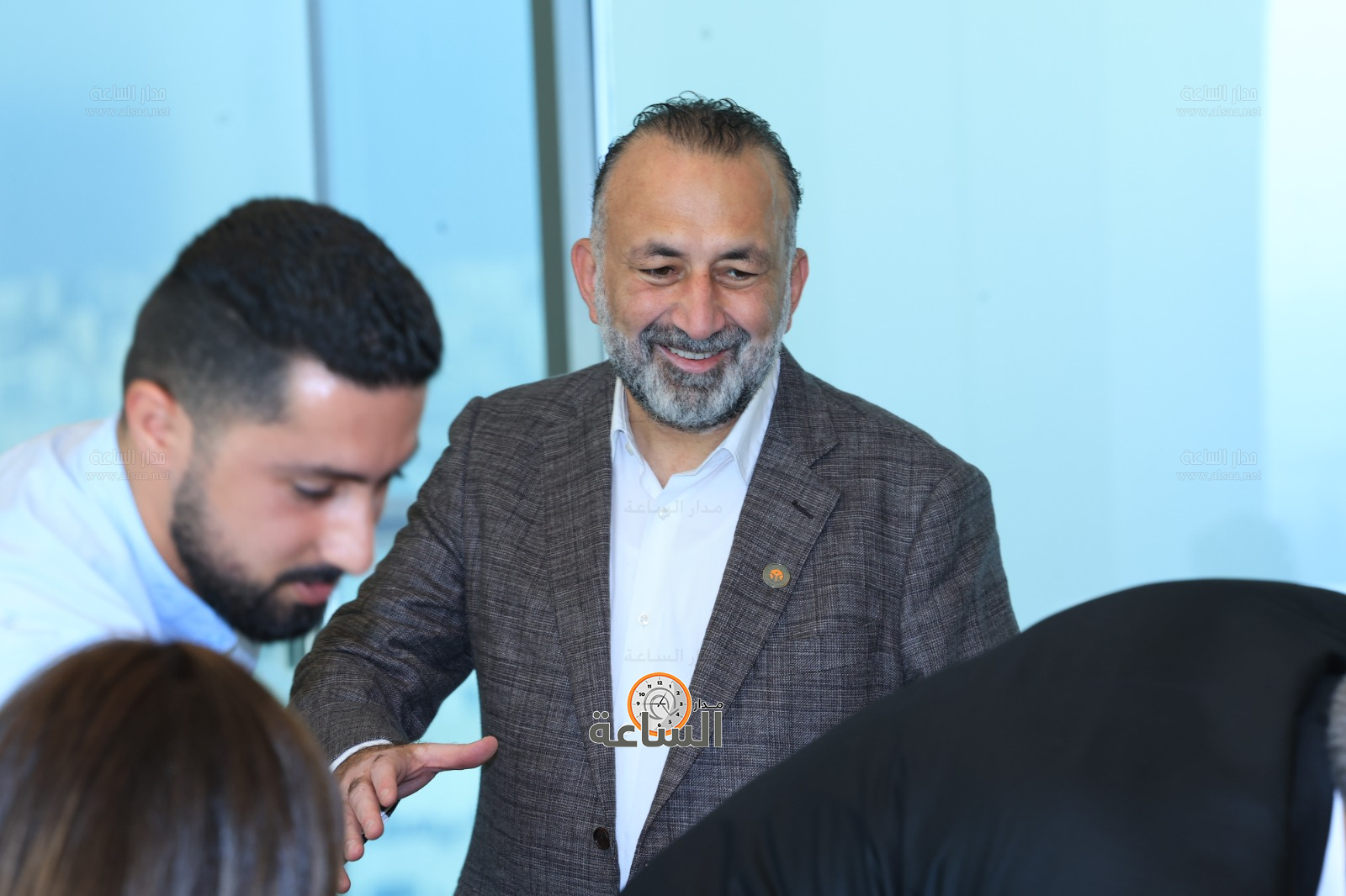 Madar Al-Saa Images 0.8287313967954382