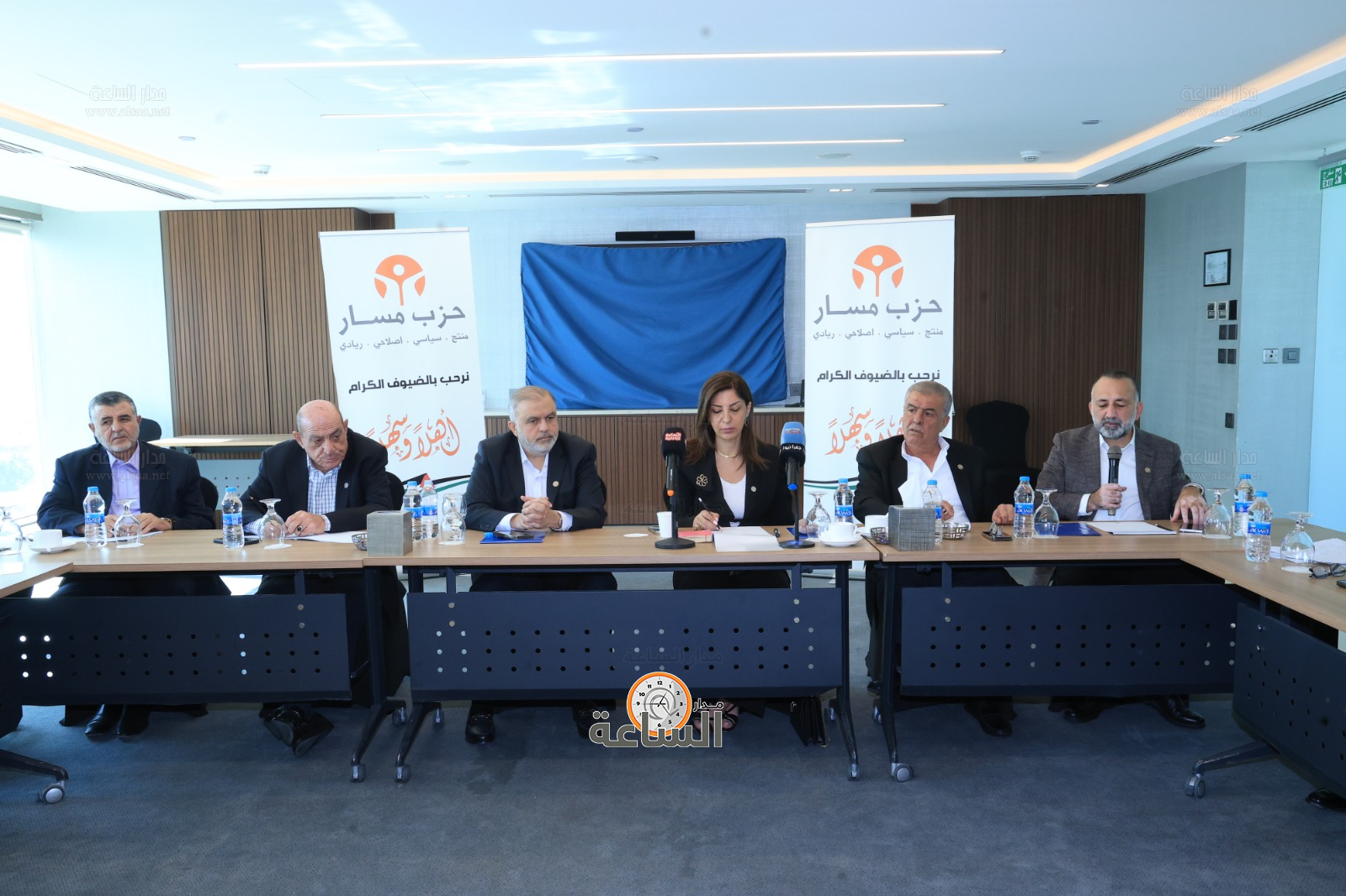 Madar Al-Saa Images 0.2269644374884232