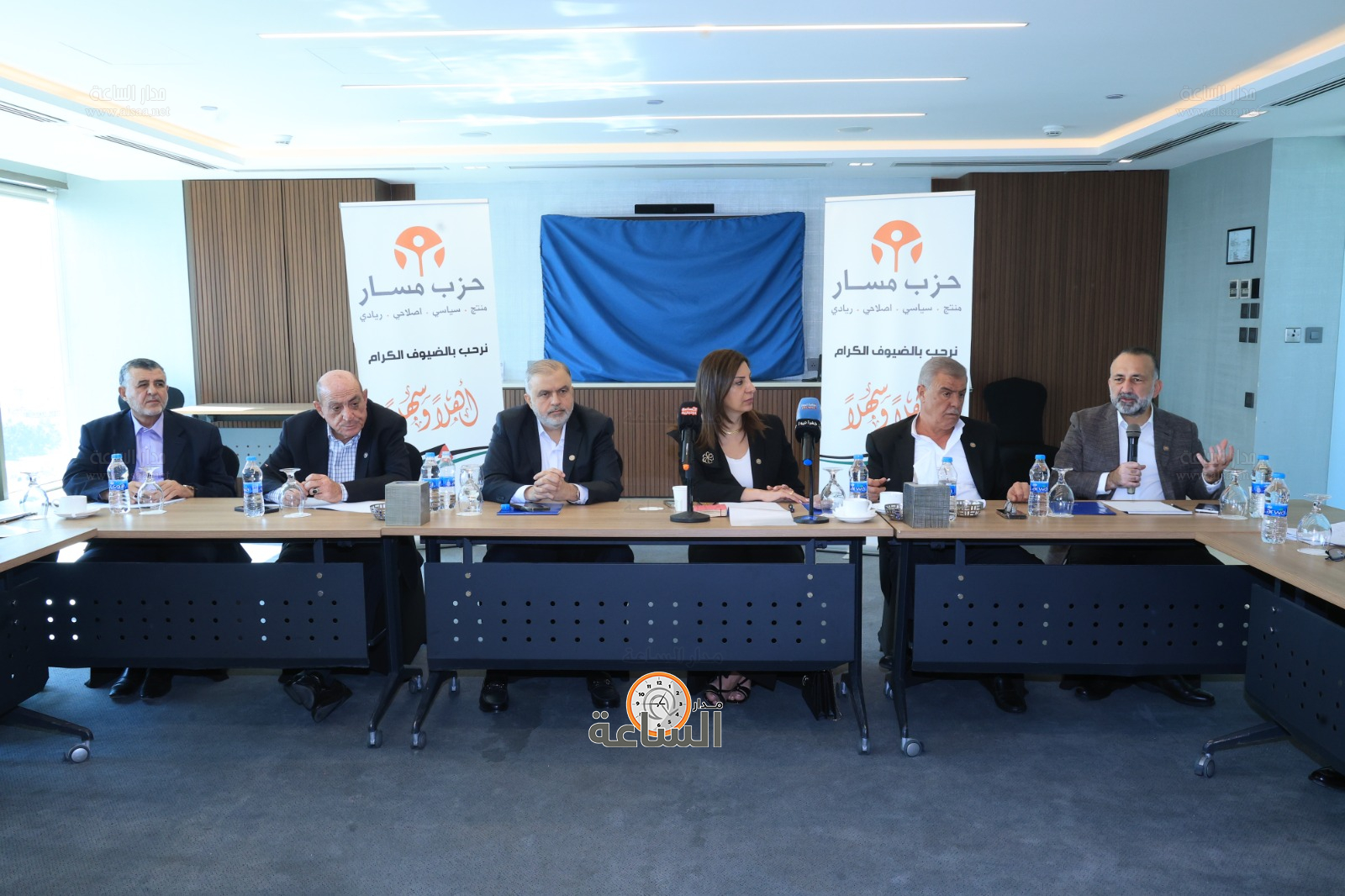 Madar Al-Saa Images 0.5159727280500873