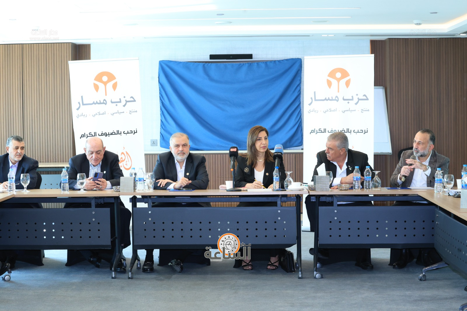 Madar Al-Saa Images 0.8742140106793919