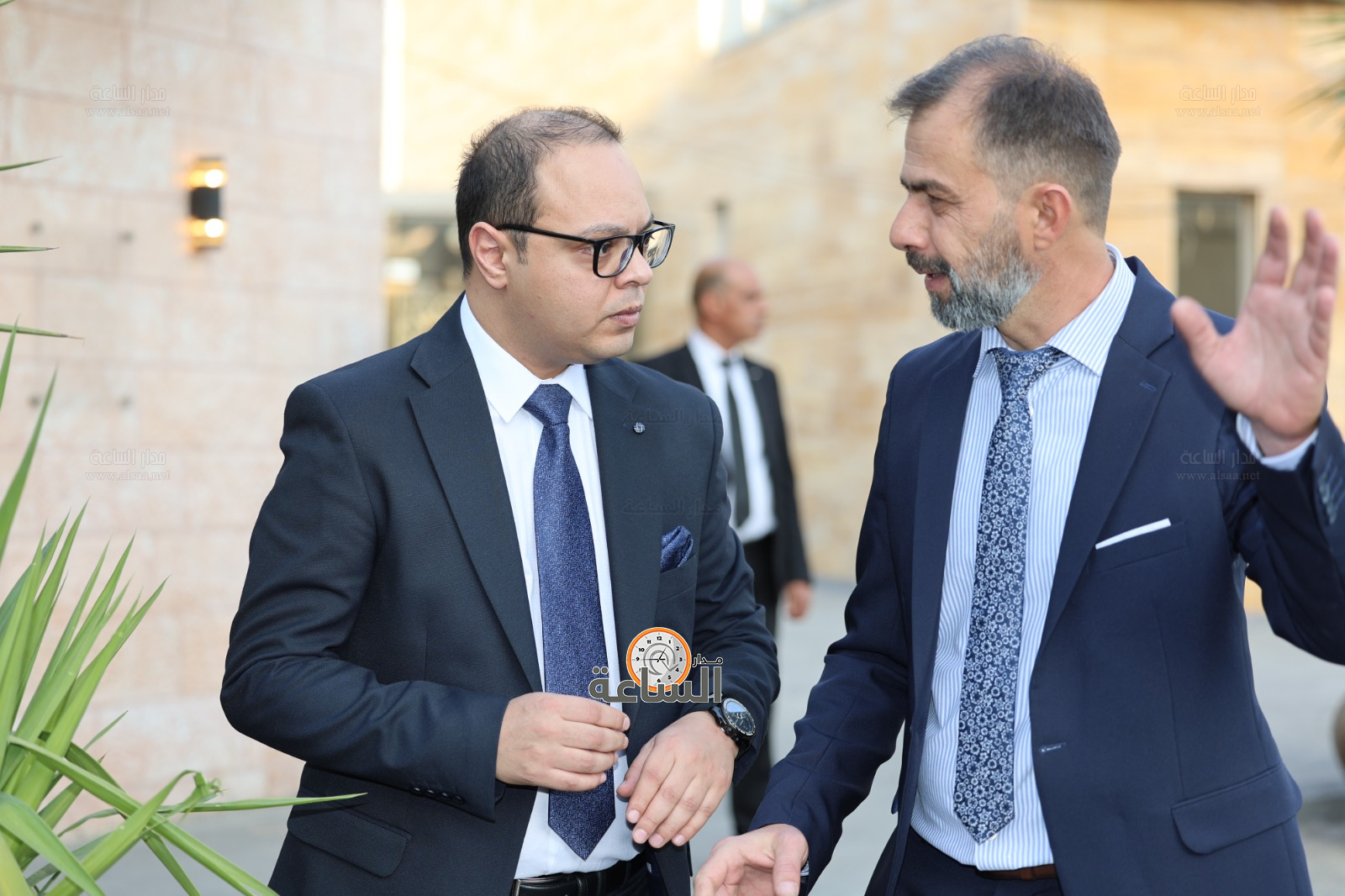 Madar Al-Saa Images 0.4107156700685185