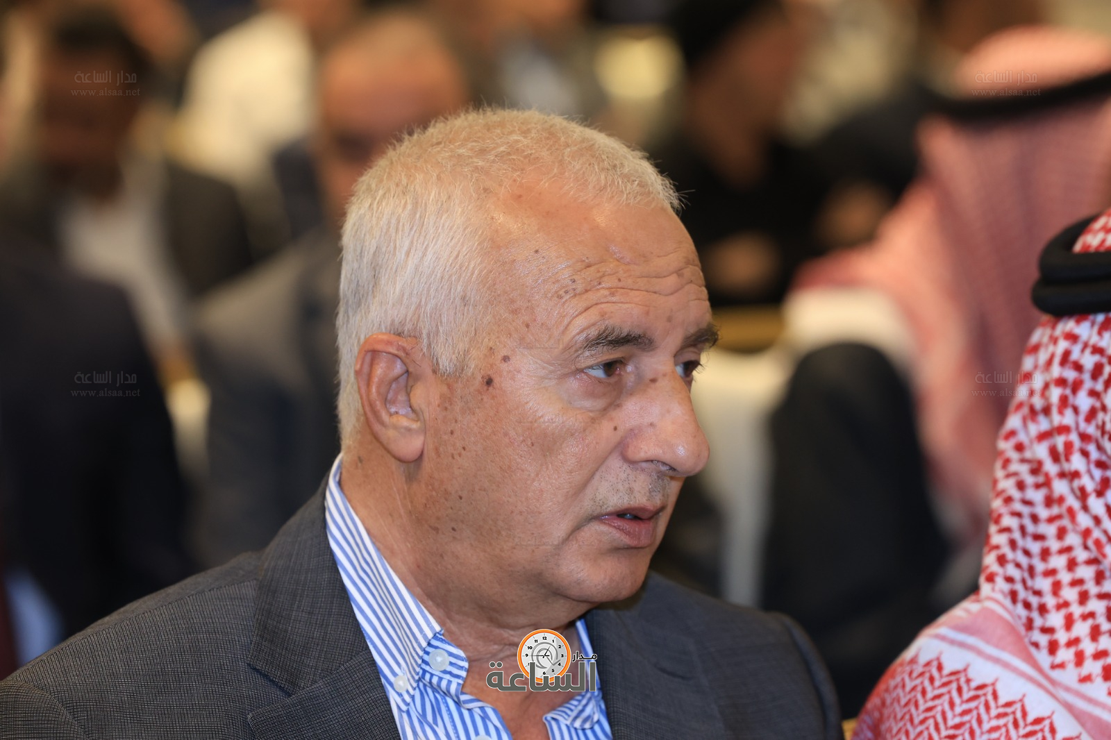 Madar Al-Saa Images 0.3093429290495169