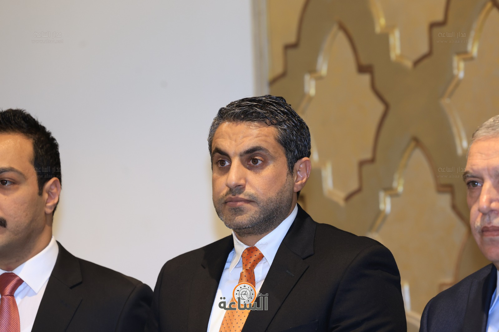 Madar Al-Saa Images 0.8534848416144649