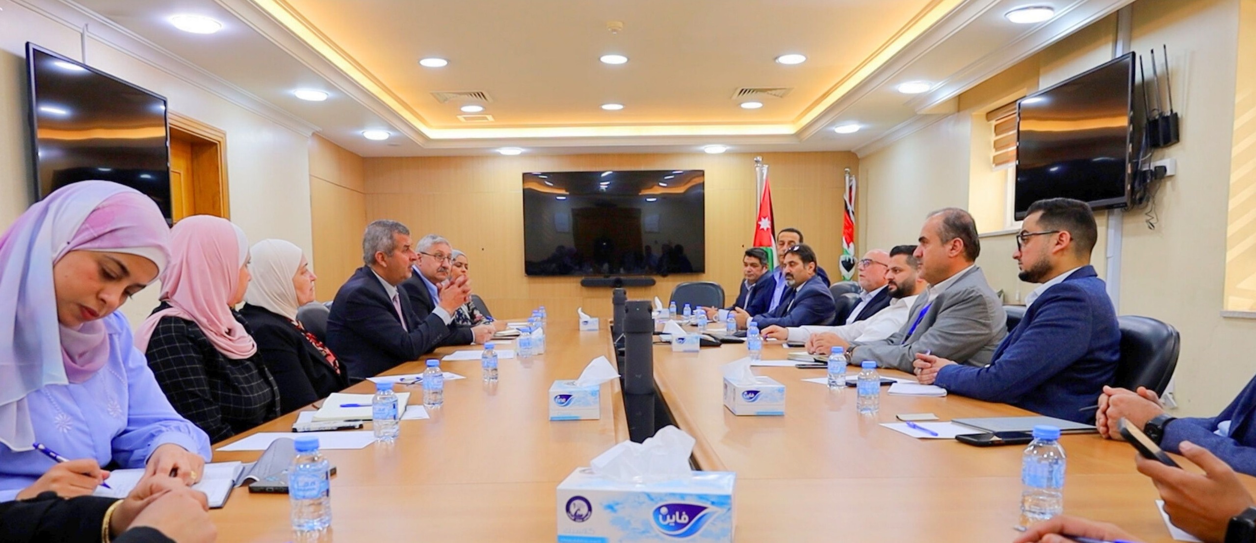 Madar Al-Saa Images 0.48616842793979087