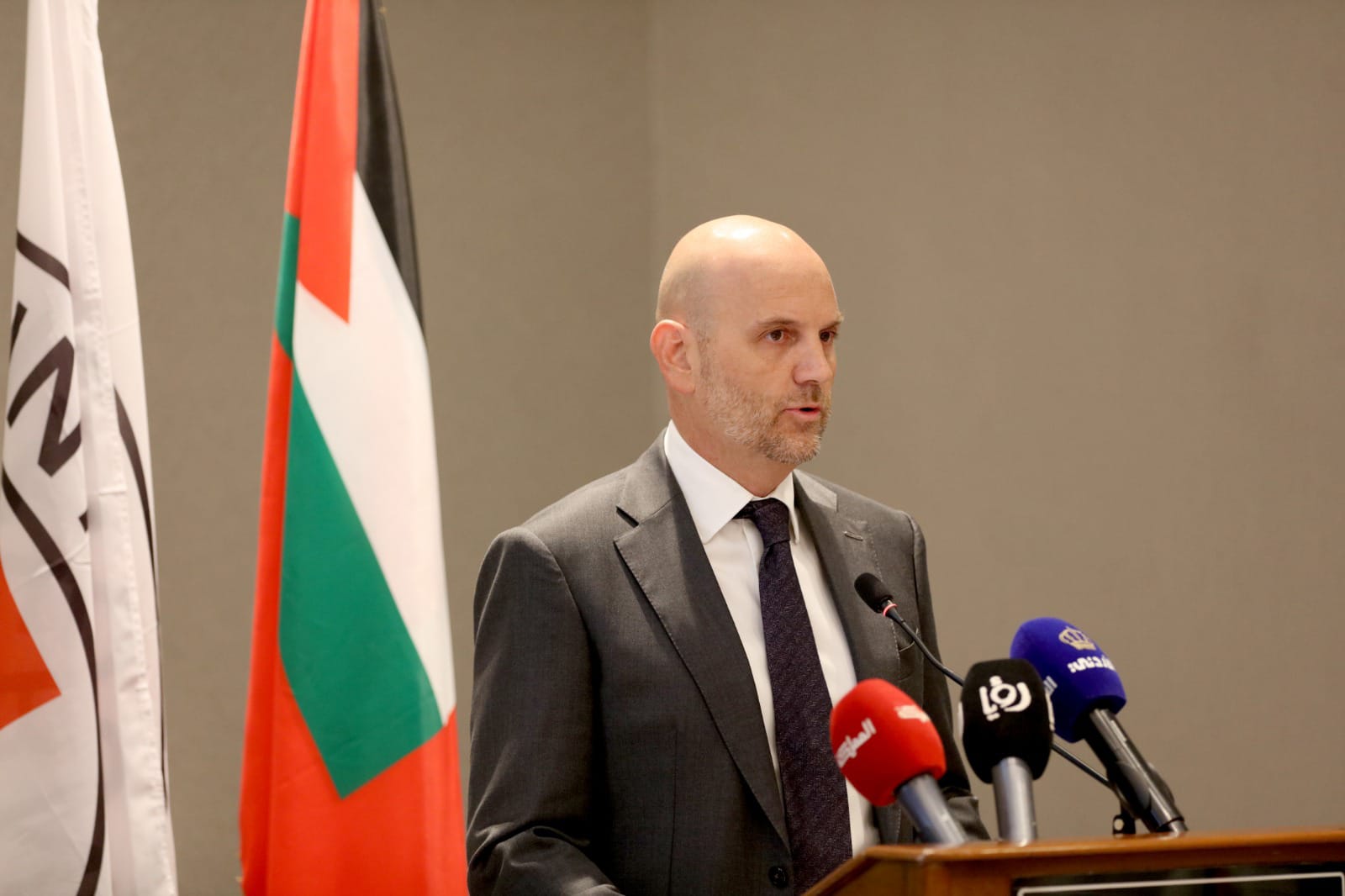 Madar Al-Saa Images 0.378015771722516