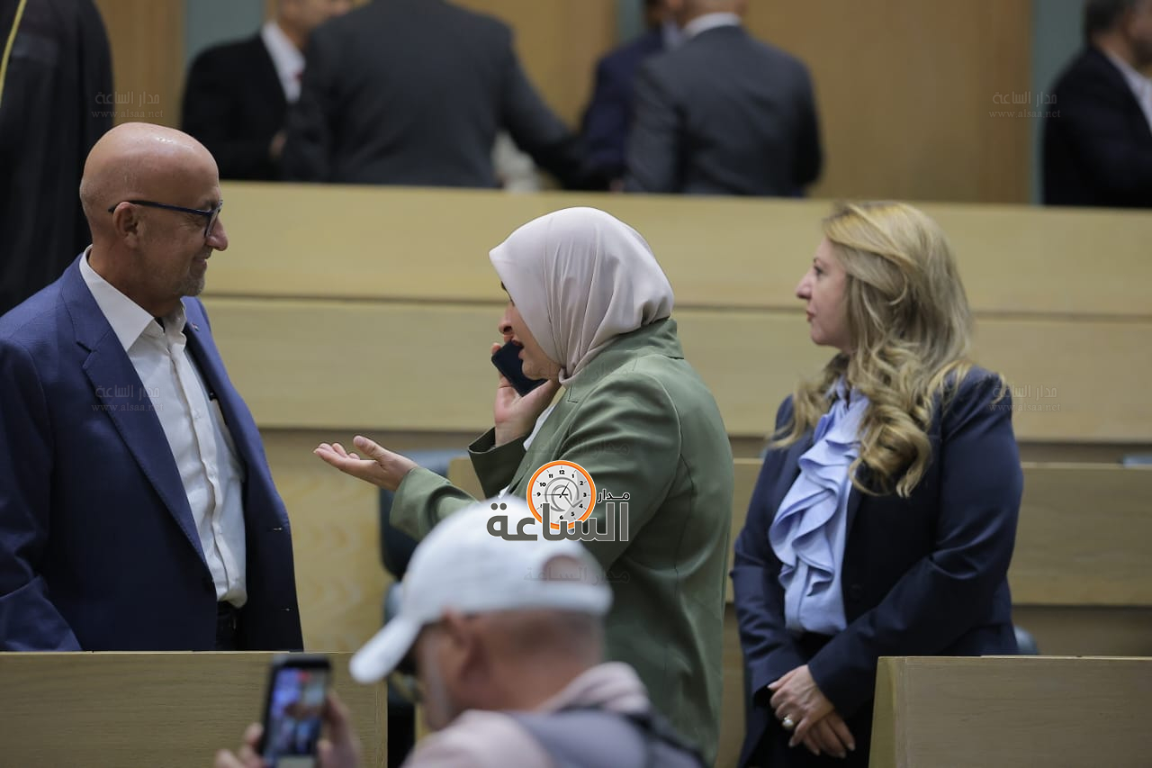 Madar Al-Saa Images 0.8114104678768275