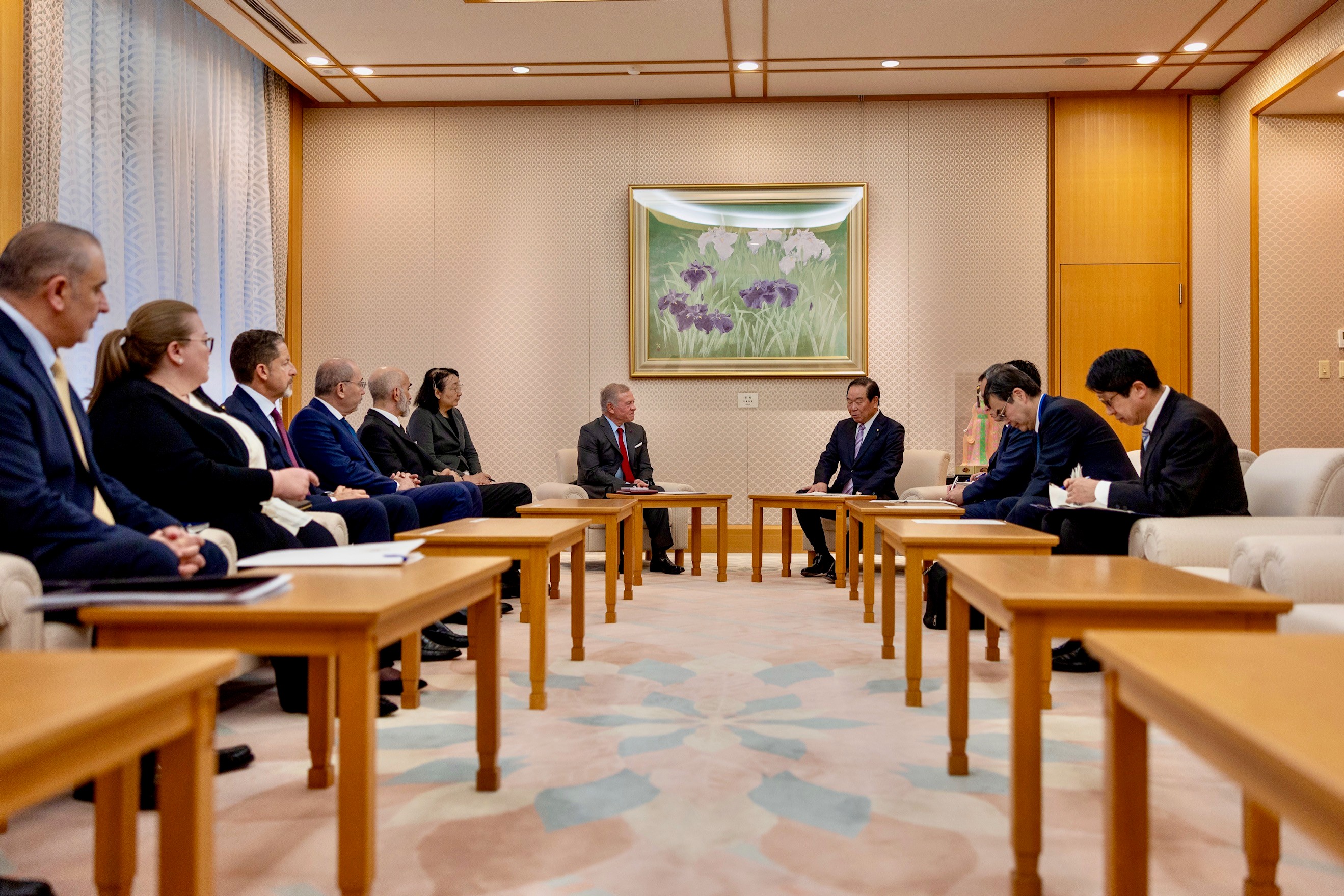 Madar Al-Saa Images 0.8589609422559237