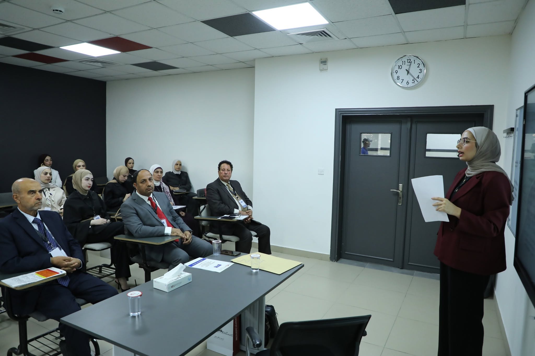 Madar Al-Saa Images 0.607088751616629