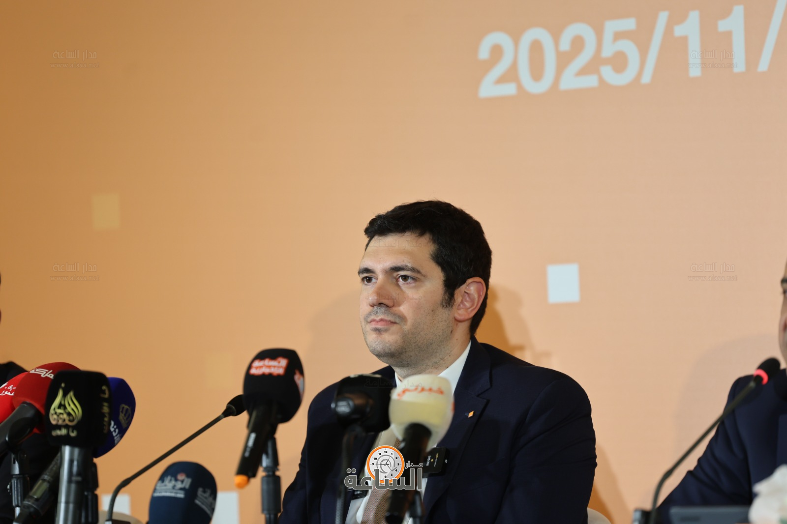 Madar Al-Saa Images 0.015017782999913742