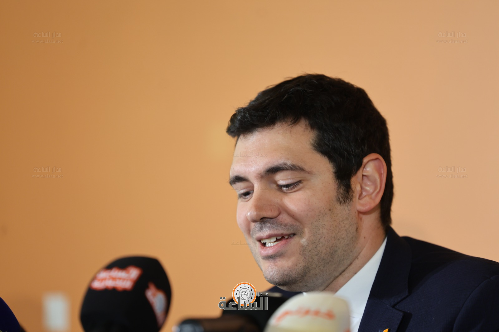 Madar Al-Saa Images 0.4166091107735237