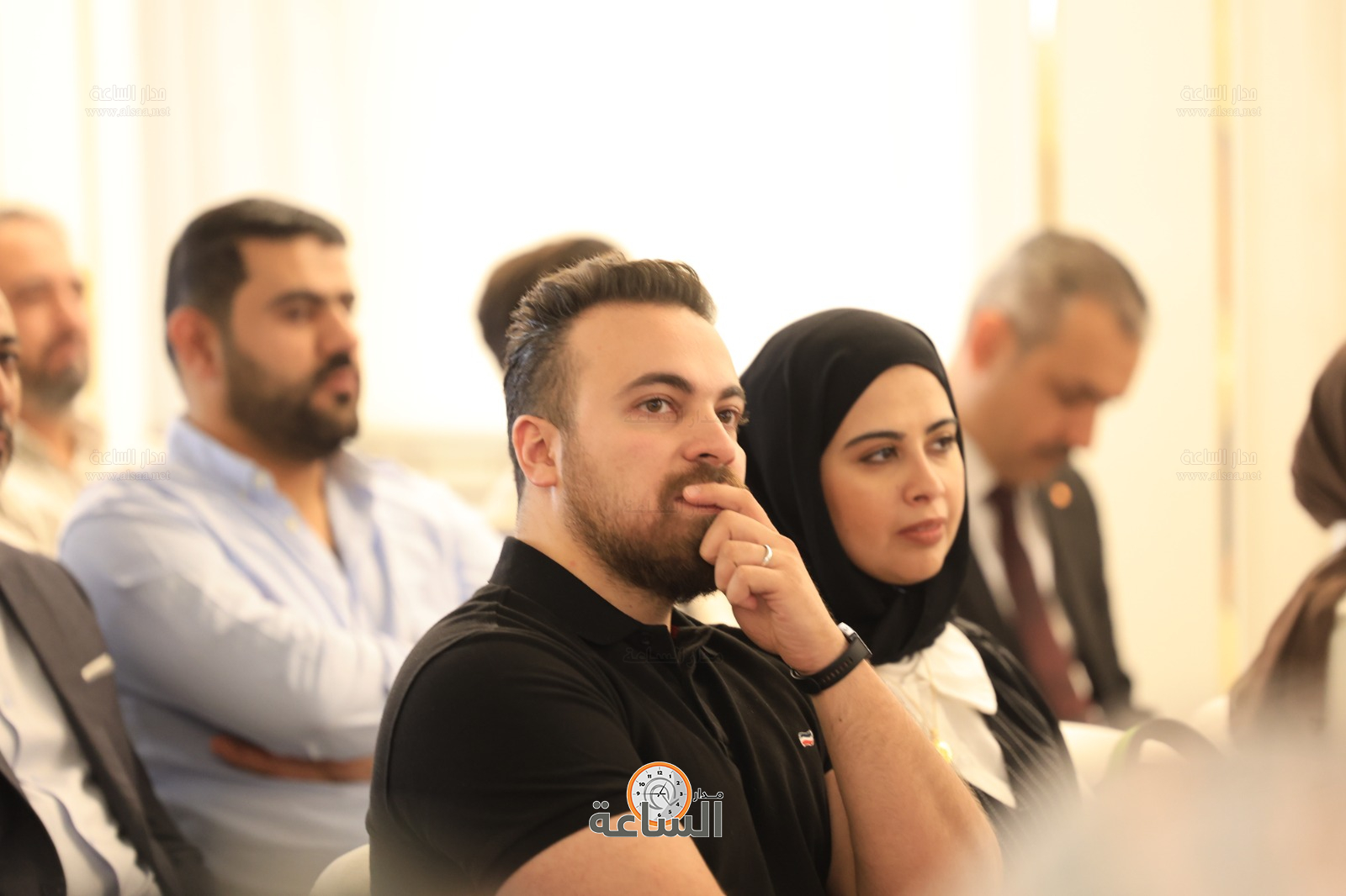 Madar Al-Saa Images 0.4448504213009219