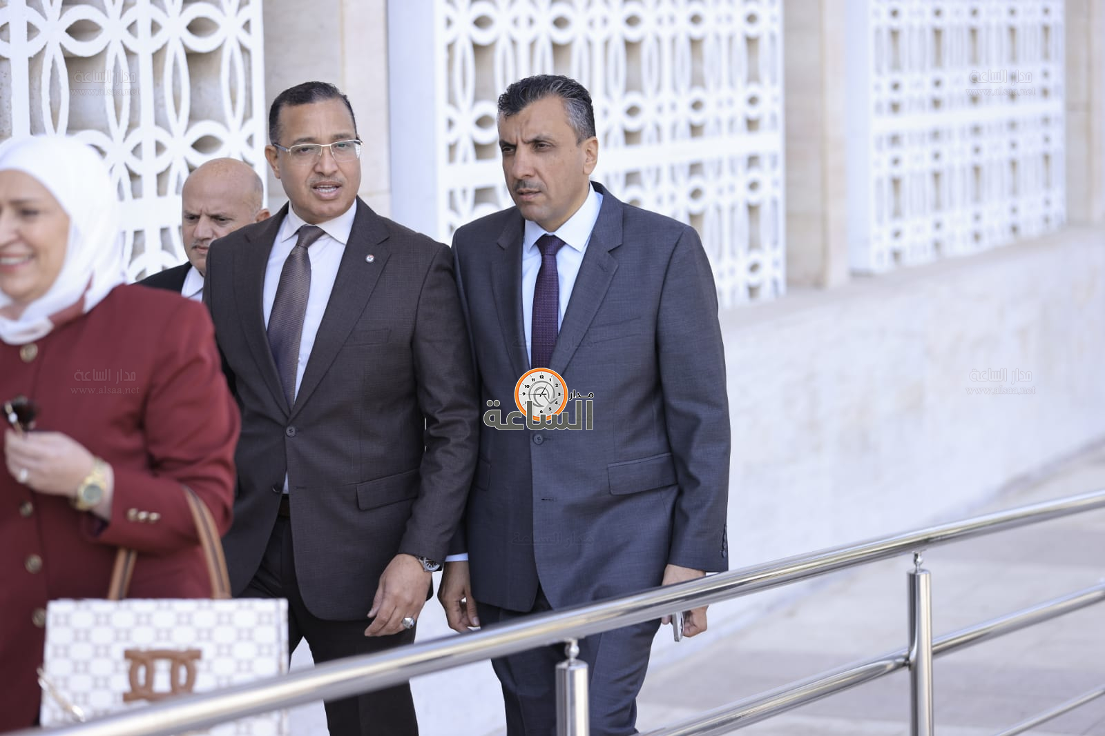 Madar Al-Saa Images 0.04859215671666062