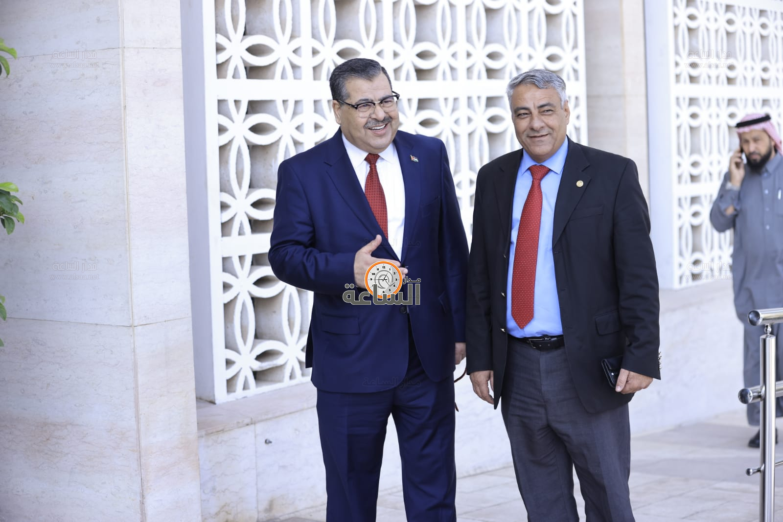 Madar Al-Saa Images 0.90579317229191