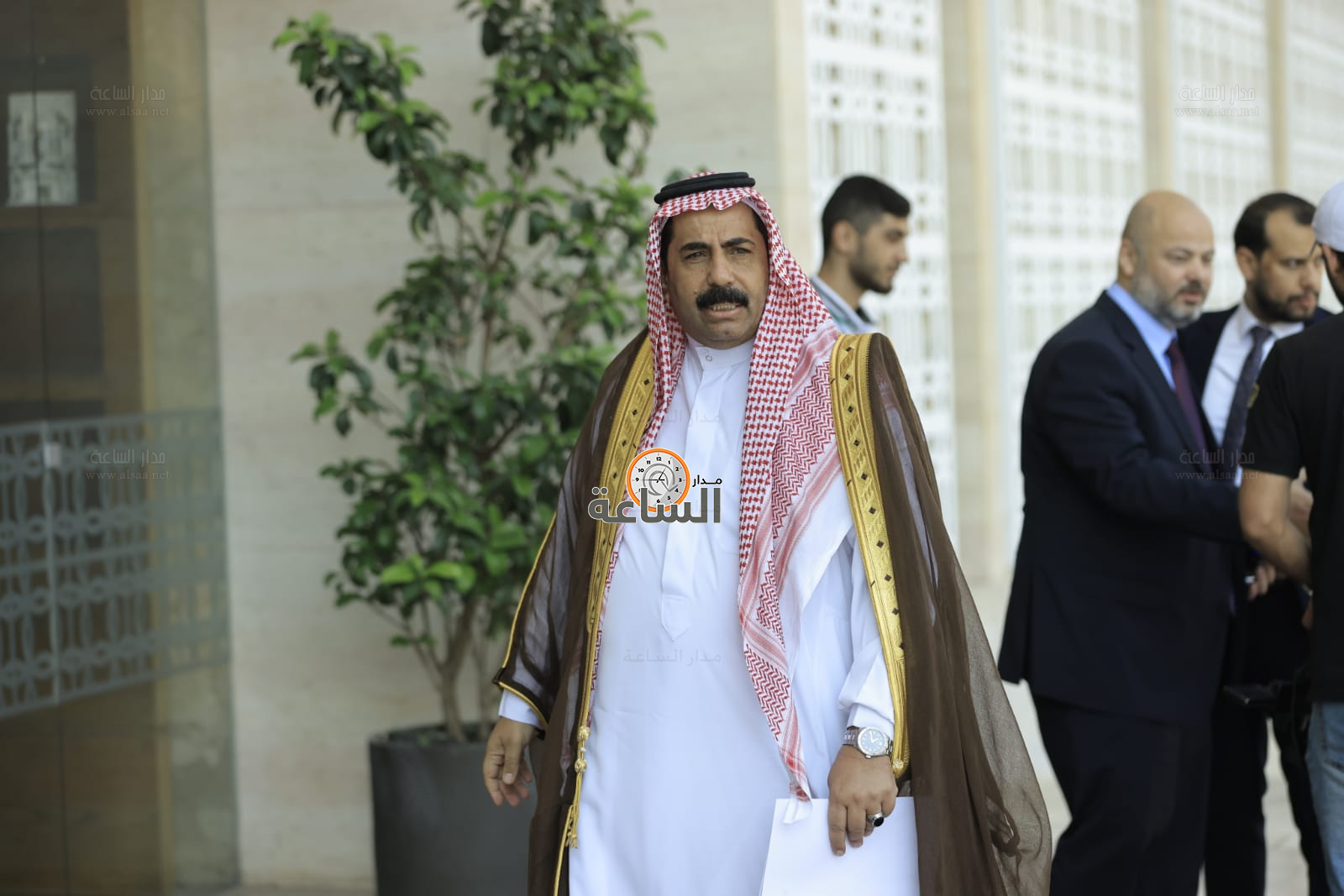 Madar Al-Saa Images 0.8228156993171669