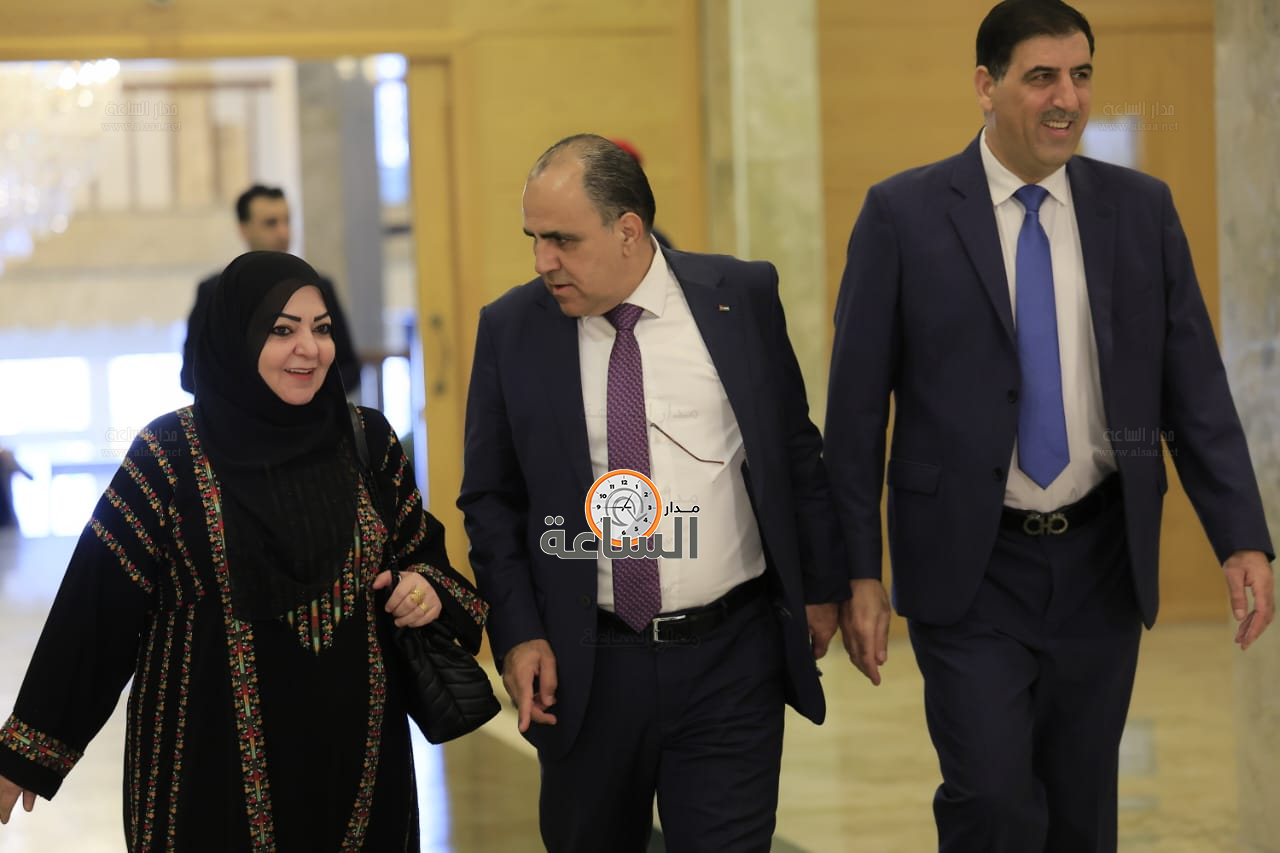 Madar Al-Saa Images 0.3270847209140084