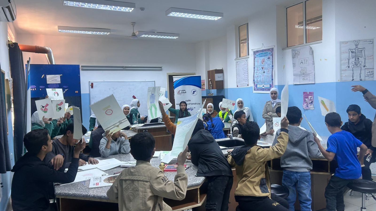 Madar Al-Saa Images 0.7748448283290584