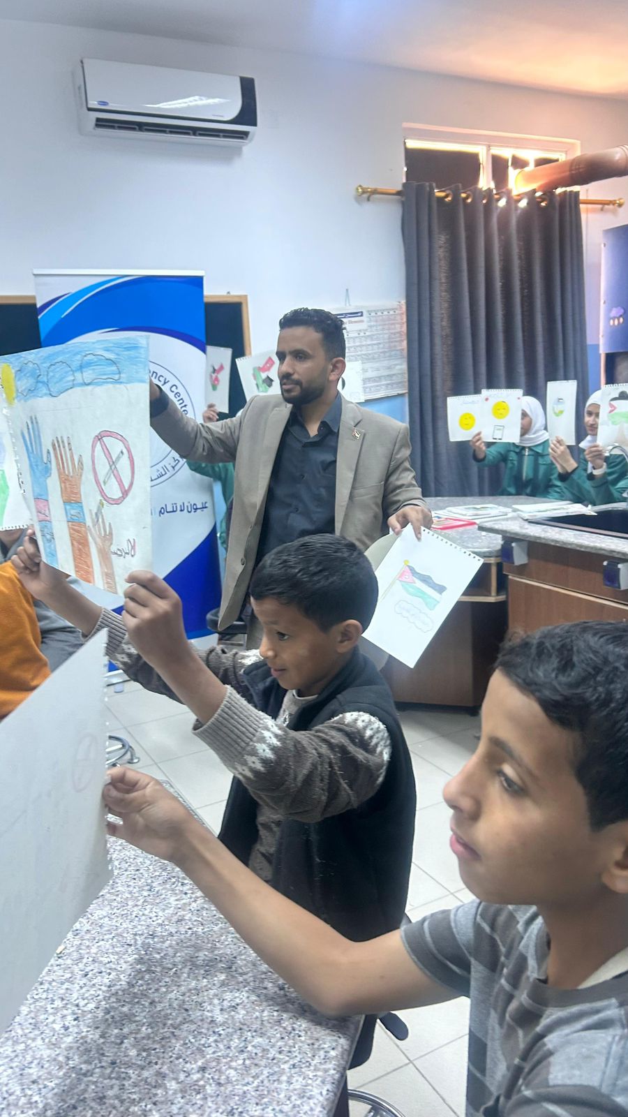 Madar Al-Saa Images 0.1396117139534142