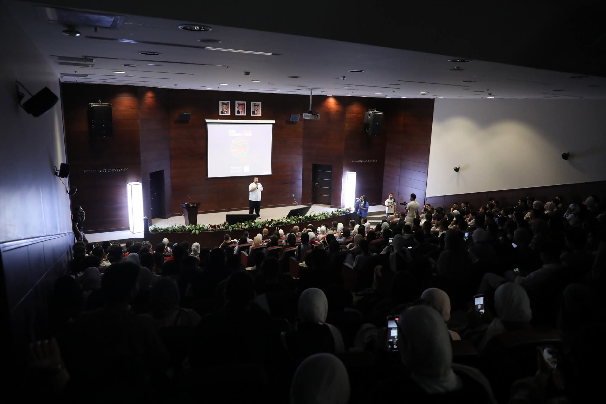 Madar Al-Saa Images 0.0015499248236791052