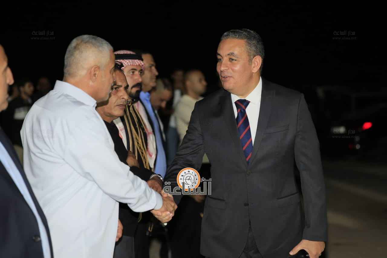 Madar Al-Saa Images 0.48139749755948014