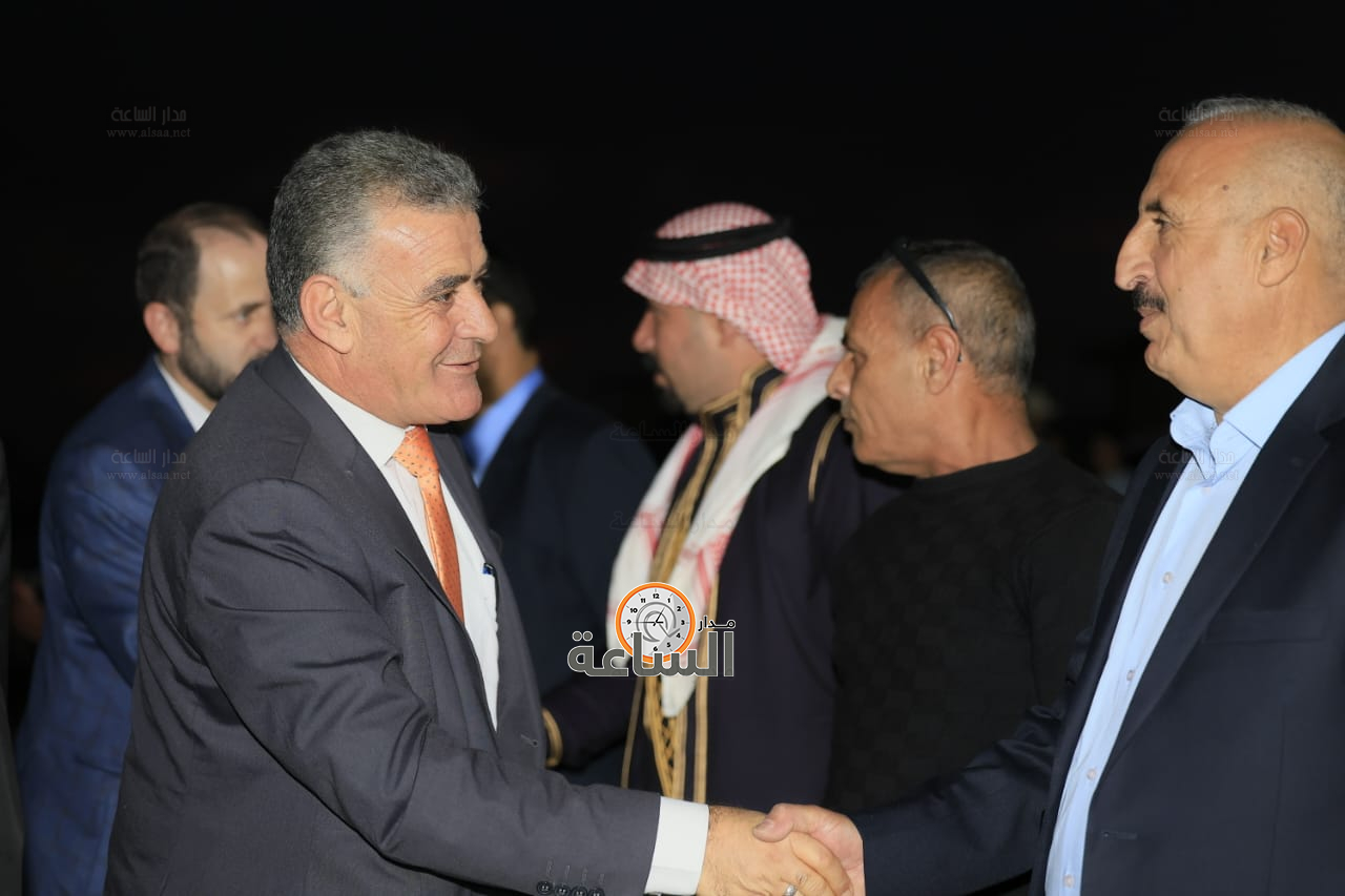 Madar Al-Saa Images 0.12235083032475014