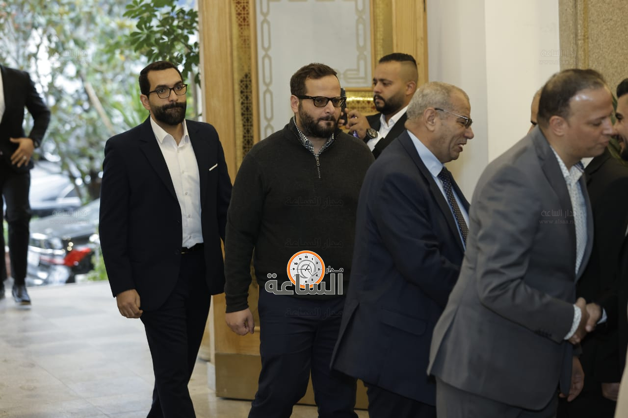 Madar Al-Saa Images 0.43349136589083803