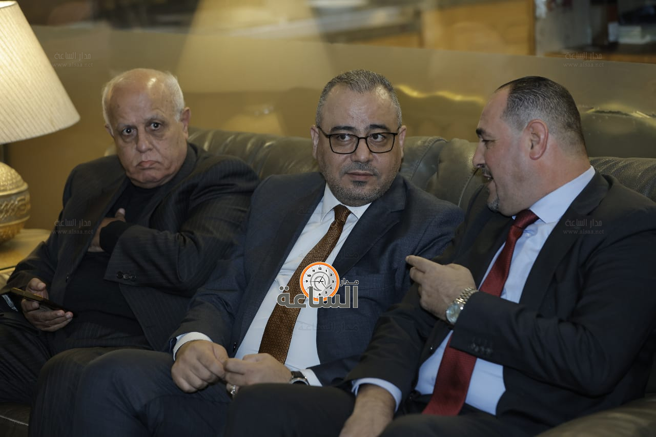 Madar Al-Saa Images 0.8596405645979097