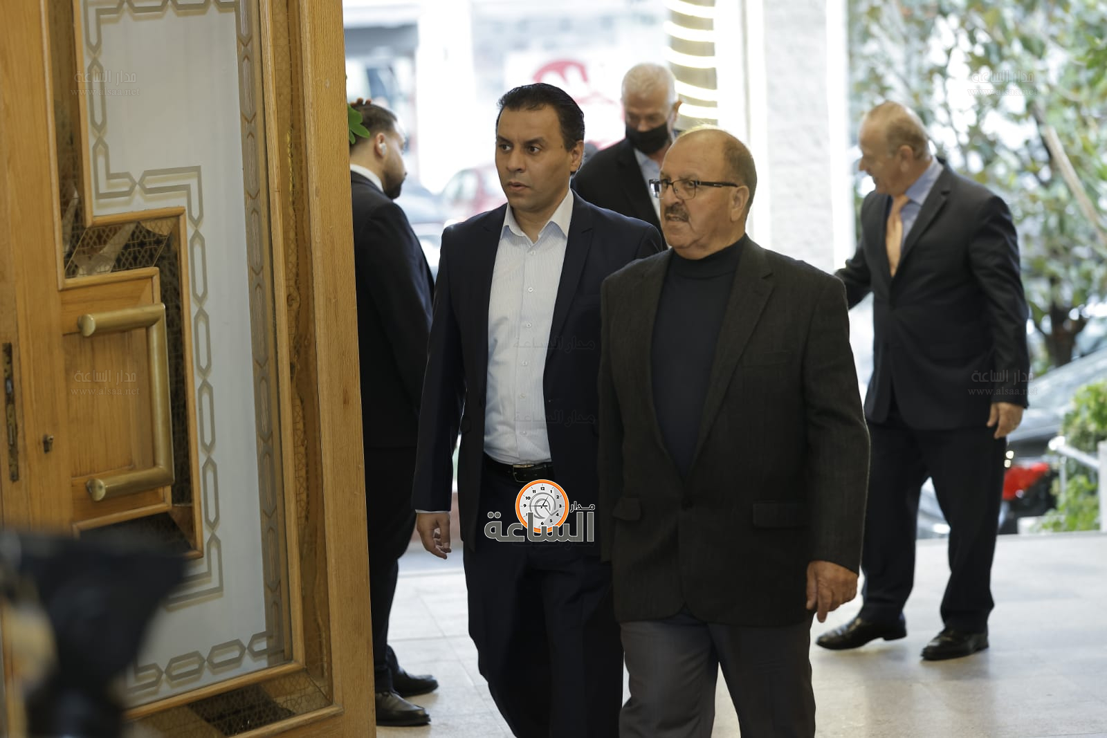 Madar Al-Saa Images 0.9132372071545398