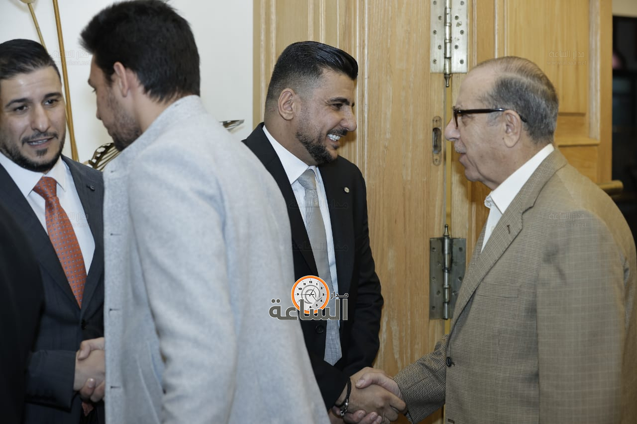 Madar Al-Saa Images 0.47544263102794104