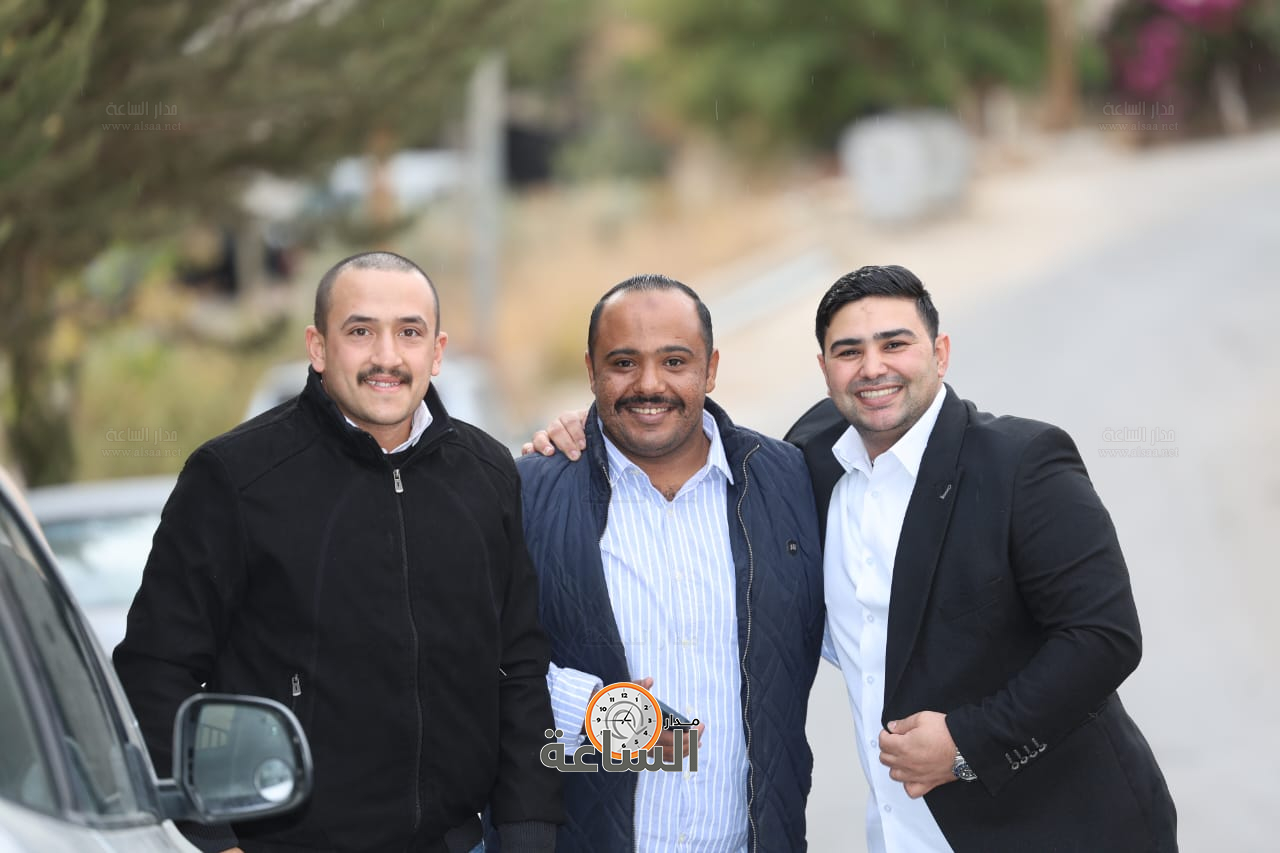 Madar Al-Saa Images 0.7475654589119748