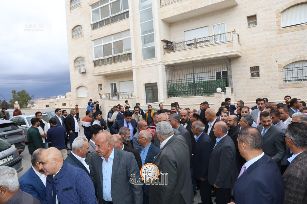 Madar Al-Saa Images 0.7906416788383384