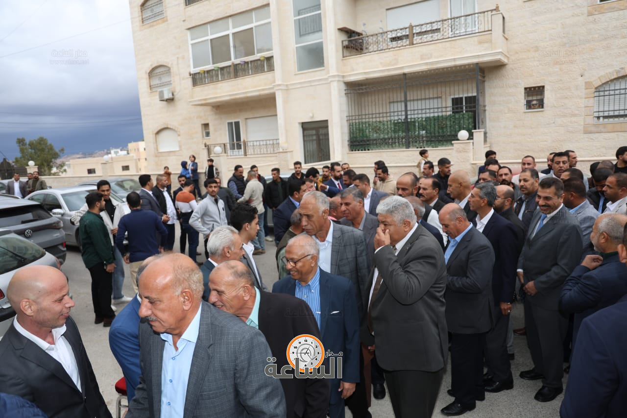 Madar Al-Saa Images 0.46080574447256406