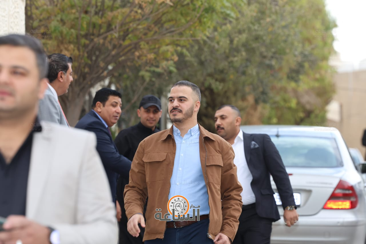 Madar Al-Saa Images 0.512102436647969