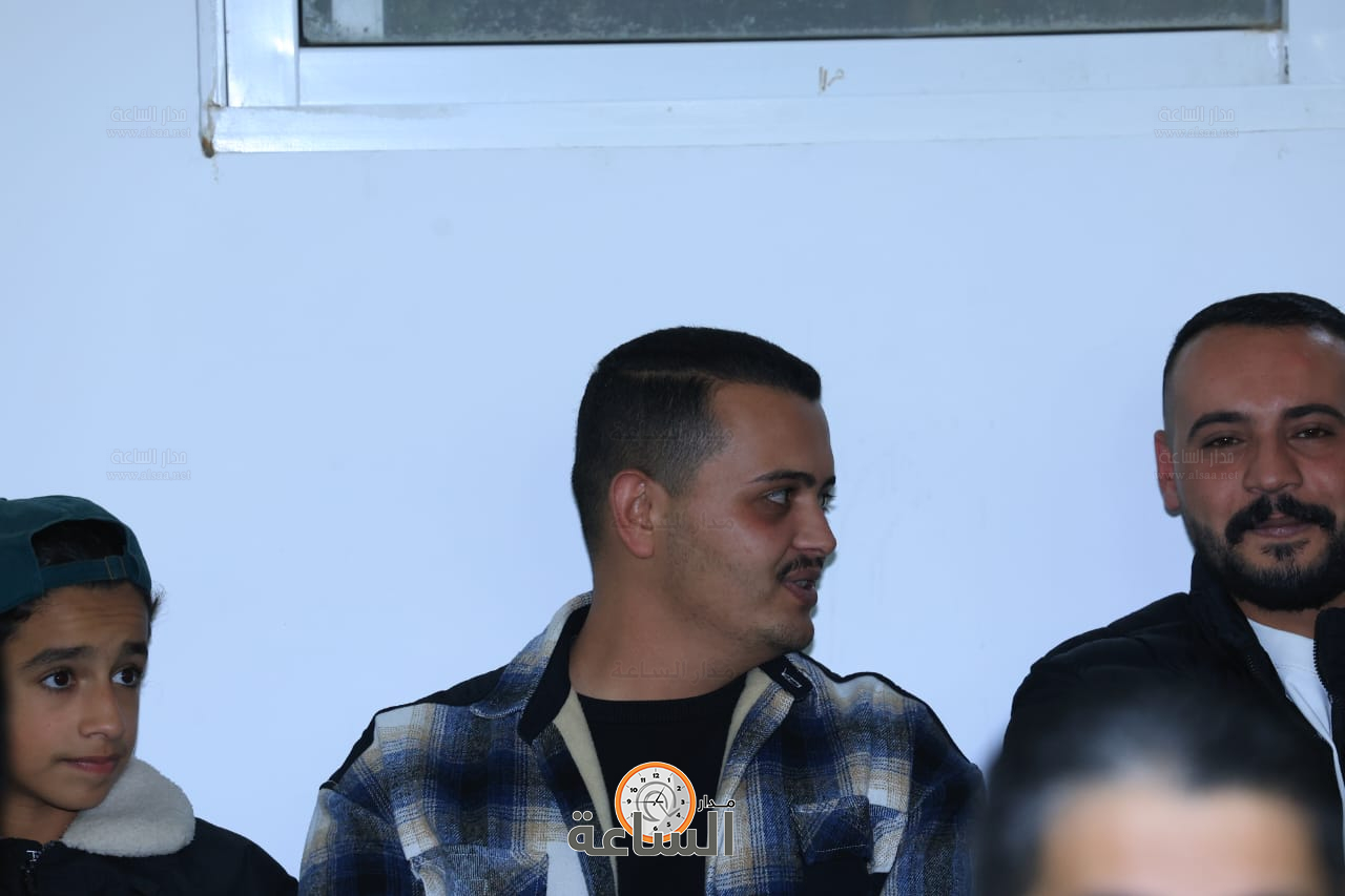 Madar Al-Saa Images 0.8483598661403255