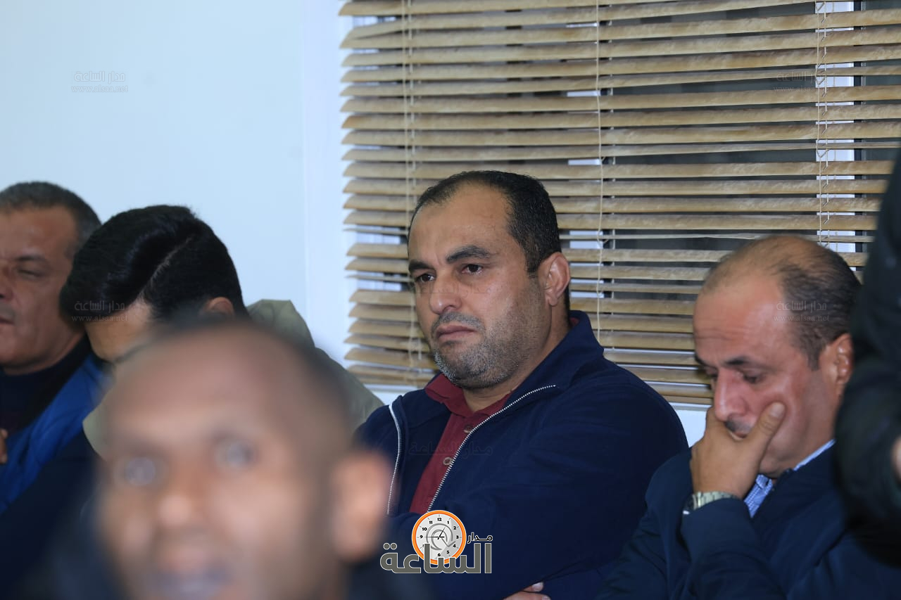 Madar Al-Saa Images 0.3060613791905039