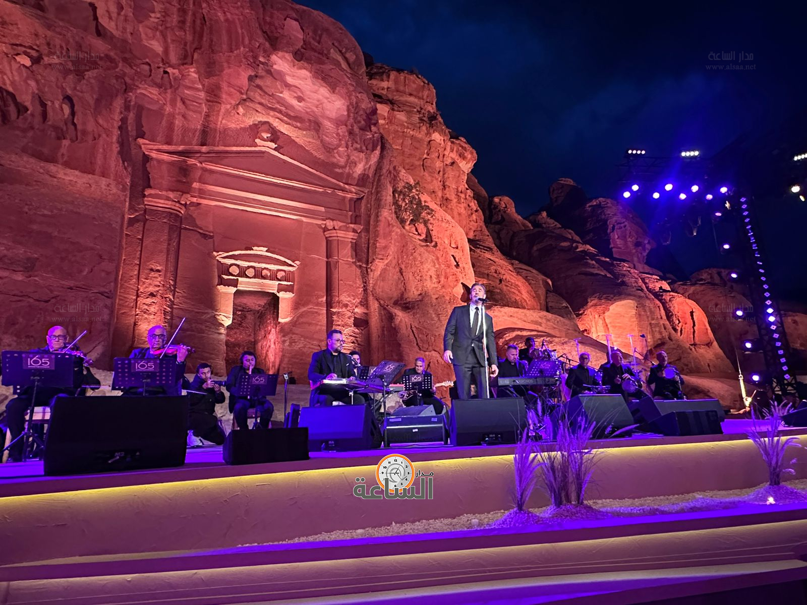 Madar Al-Saa Images 0.4337860518901001