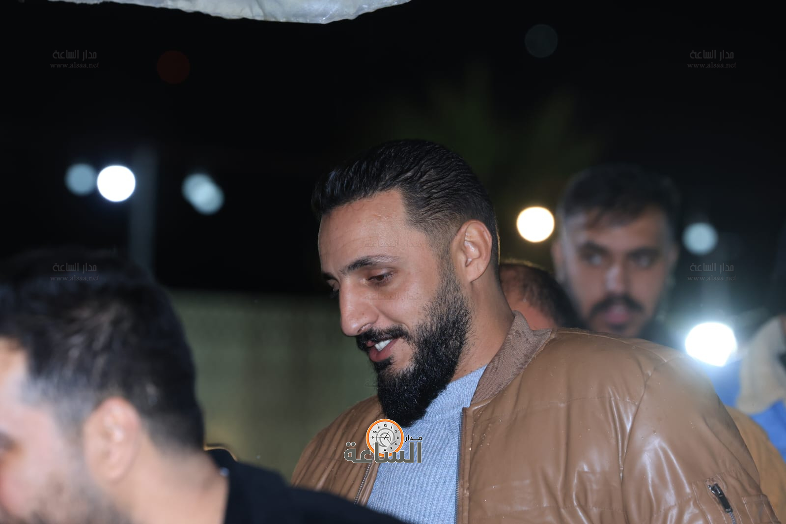 Madar Al-Saa Images 0.9890437874390823