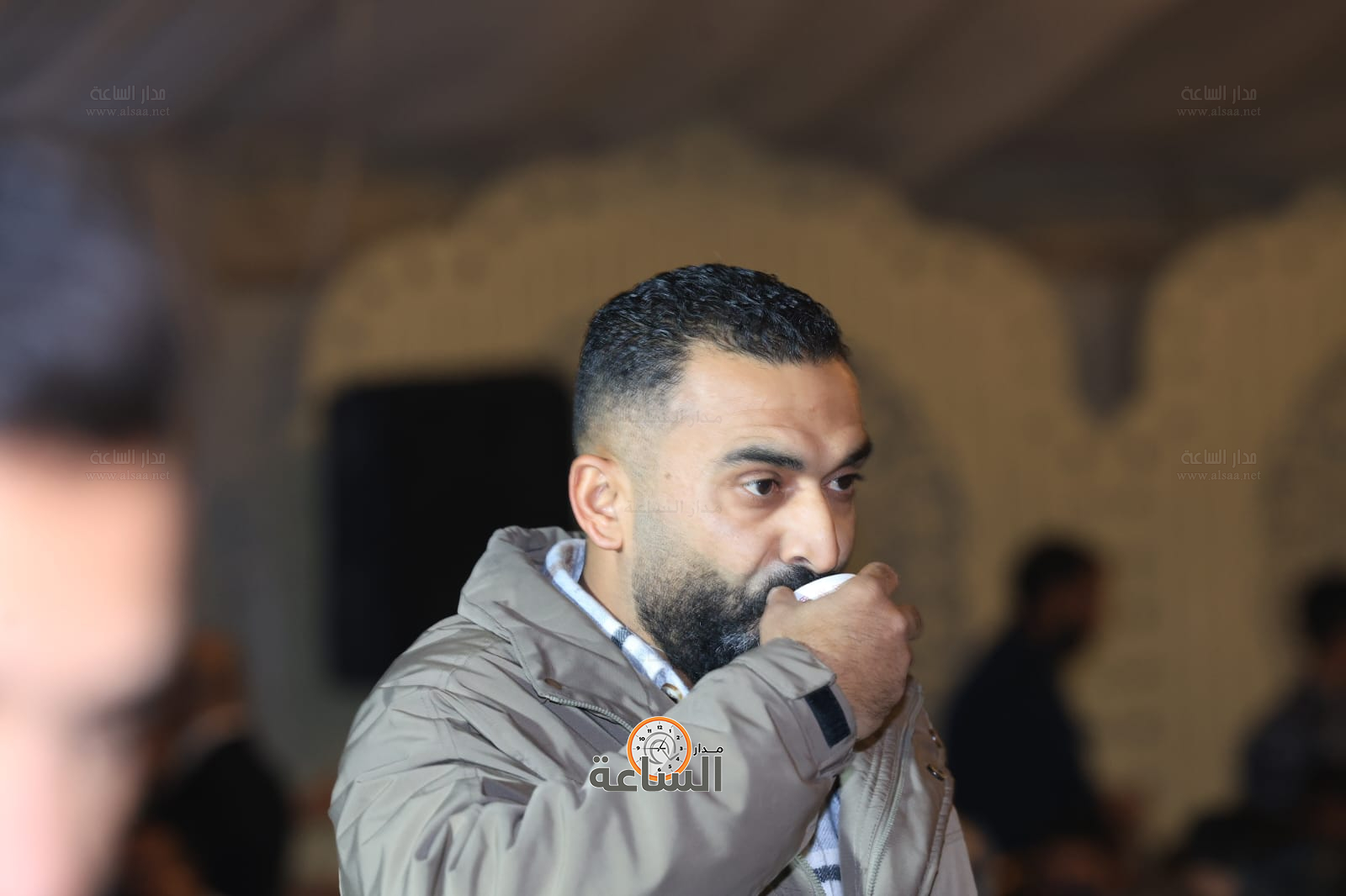 Madar Al-Saa Images 0.15518576079063406